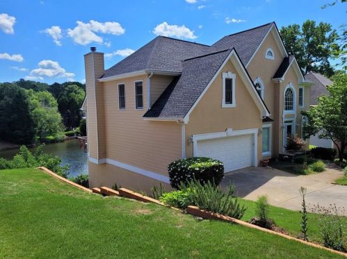 2285 Wildwood Lake Dr, Suwanee, GA 30024-3246