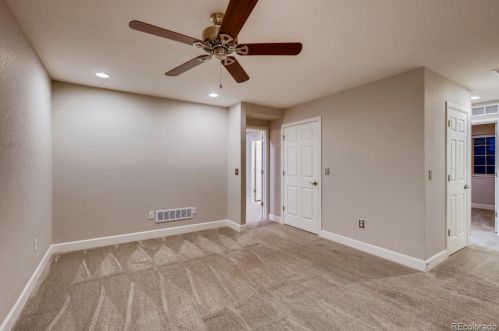 5028 Addison Way, Aurora CO 80016-5390 exterior