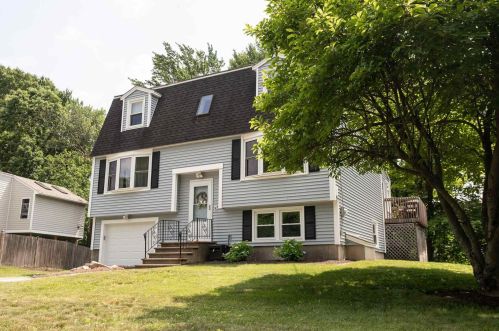 10 Melissa Dr, Nashua, NH 03062-3642