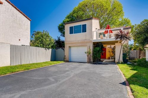 3540 Woodland Way, Carlsbad, CA 92008-2560