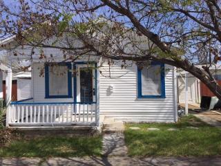 554 Fresno St, Coalinga, CA 93210-1828