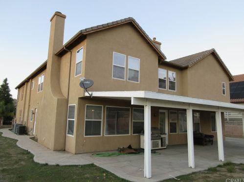 190 Cross Rail Ln, Norco, CA 92860-3941