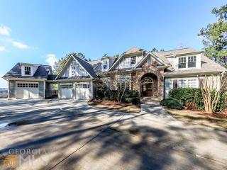 624 Talmadge Ln, Holly Springs, GA 30115-2242