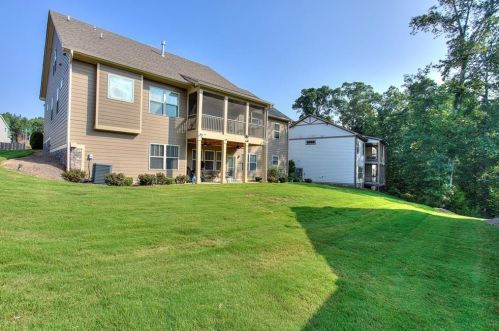 1561 Renaissance Dr, Conyers GA  30012-3896 exterior