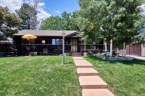 3353 Grape St, Denver, CO 80222-7525