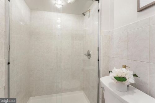 1410 16th St, Philadelphia PA  19146-4710 exterior