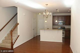 24654 Hutchinson Farm Dr, Dulles VA  20166-2682 exterior