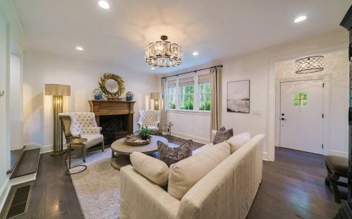 1574 Cave Rd, Atlanta GA  30327-3120 exterior
