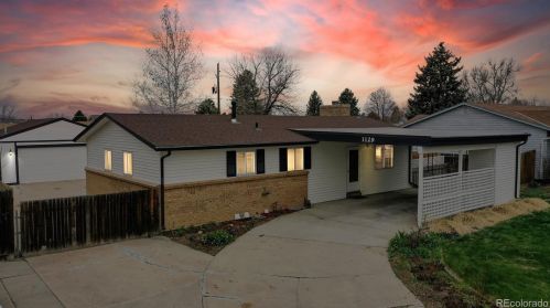 1129 Norfolk St, Denver, CO 80011-7513