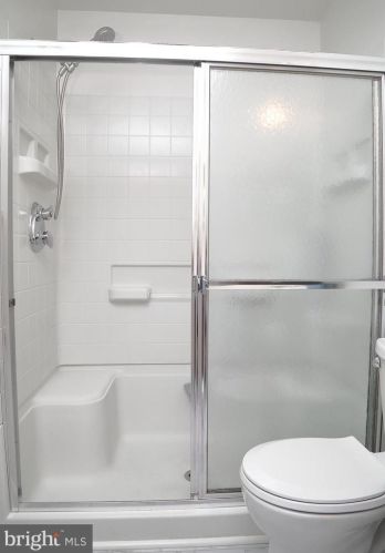 59 Valleybrook Dr, Lancaster PA  17601-4612 exterior