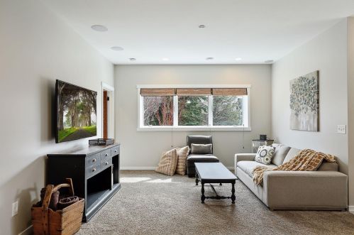 2488 Fieldstone Curv, Saint Paul MN  55129-6209 exterior