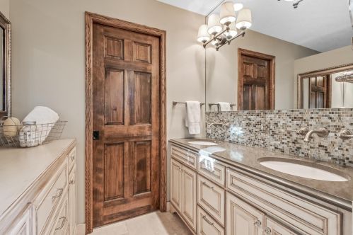 7677 128th St, Saint Paul MN  55124-9767 exterior