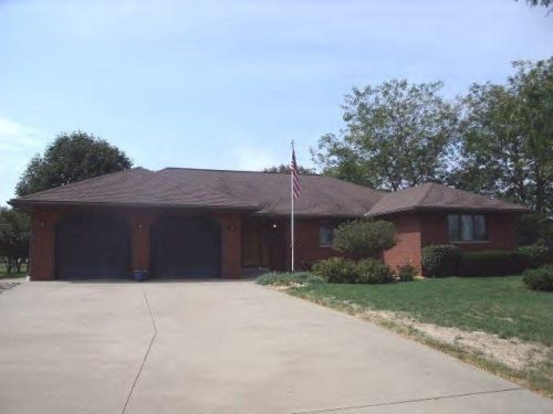 1900 Bob O Link Dr, Swygert, IL 61764-9371