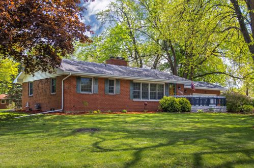 2506 Chevy Chase Dr, Joliet, IL 60435-1317
