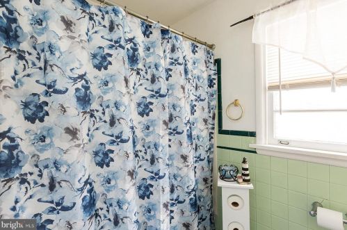 924 Rolridge Ave, Lancaster PA  17603-5739 exterior