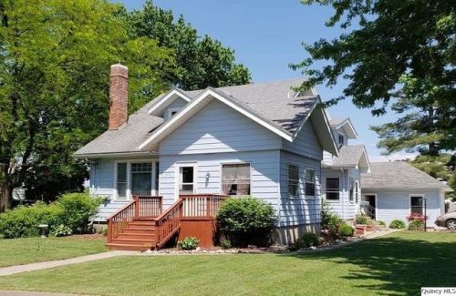 506 Madison St, Fountain Green, IL 62321-1035