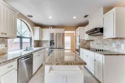 11508 Cherry Hearst Ct, Austin TX  78750-3525 exterior