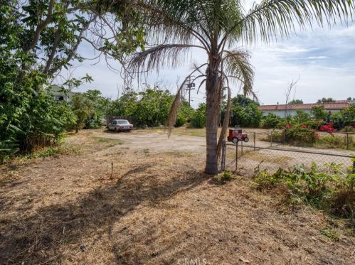 516 State College Blvd, Anaheim CA  92806-4658 exterior