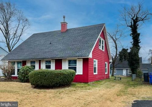 30 Babcock Ln, Willingboro, NJ 08046-1604
