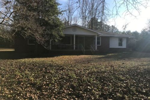 233 Cathy Dr, Burnettown, SC 29851-2406