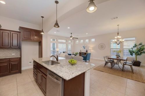 12520 Black Hl Dr, Austin TX  78748-1056 exterior