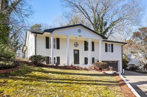 3631 Oak St, Duluth GA  30096-2749 exterior