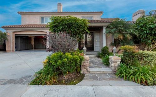 2802 Bostonian Dr, Los Alamitos, CA 90720-4413