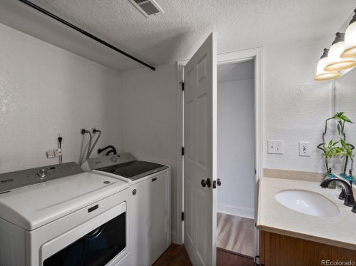 19577 Purdue Pl, Denver CO  80013-4525 exterior