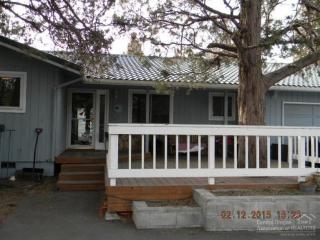 63911 Sunrise Cir, Bend, OR 97701-9406