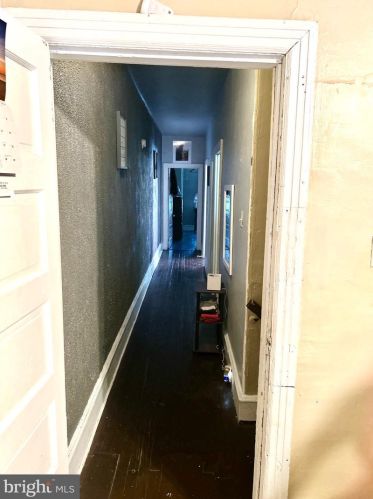 2816 22nd St, Philadelphia PA 19140-3830 exterior