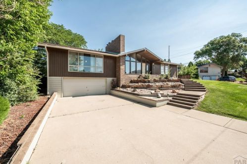 3231 Northridge Dr, Pueblo, CO 81008-1509