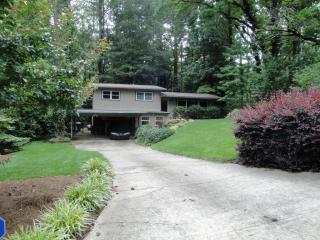3436 Archwood Dr, Atlanta, GA 30340-4128