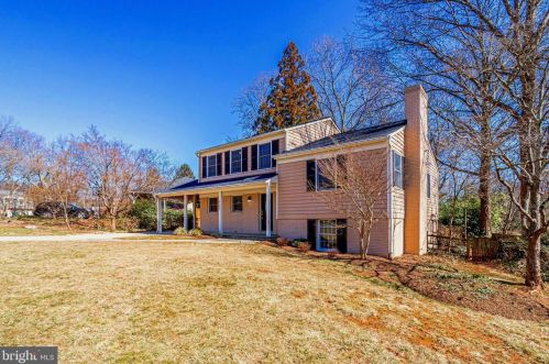 4227 Holborn Ave, Annandale, VA 22003-3734