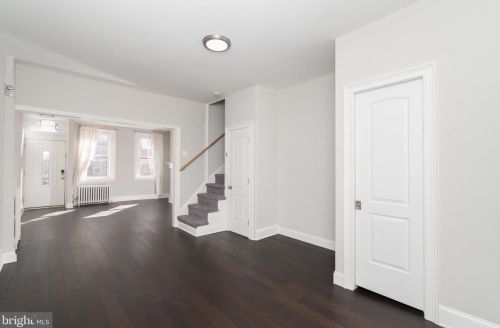 626 4th St, Philadelphia PA  19147-1525 exterior