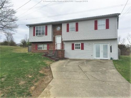 32 Saffron Ct, Culloden WV  25510-7242 exterior