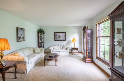 3484 Wilshire Dr, Palatine, IL 60067-4764