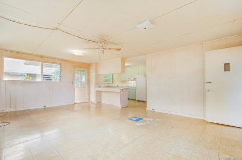 1989 9 Ave, Honolulu HI  96816-2179 exterior
