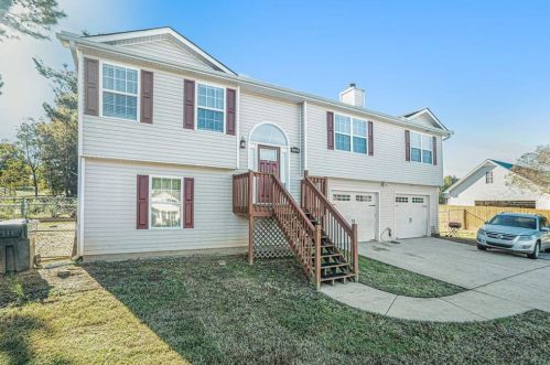 996 Crystal Brook Way, Monroe, GA 30655-7335
