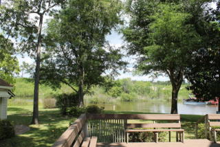 1038 Oakland Dr, Cross, SC 29436-3050