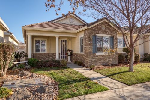1682 Calhoun Ave, Ripon, CA 95366-9347