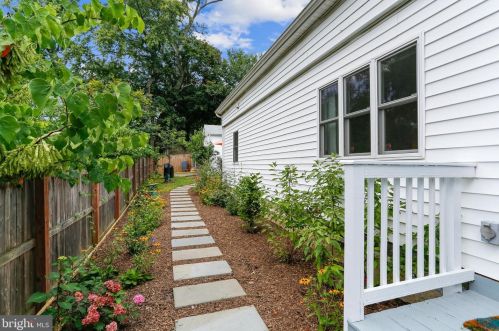 603 Dartmouth Ave, Silver Spring MD 20910-4265 exterior