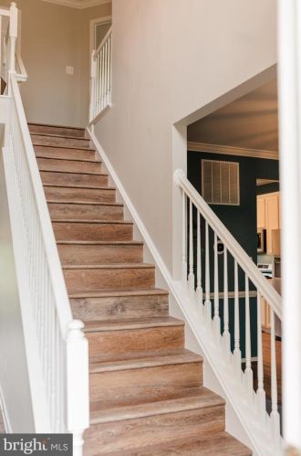 5229 Windbreak Dr, Fredericksburg, VA 22407-9301