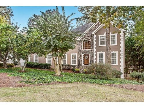 1560 Halisport Lake Dr, Kennesaw, GA 30152-4072