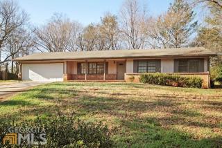 1118 Brunning Dr, Stone Mountain, GA 30088-2506