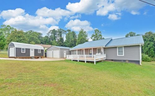 1208 Lovers Ln, Toccoa, GA 30577-8319