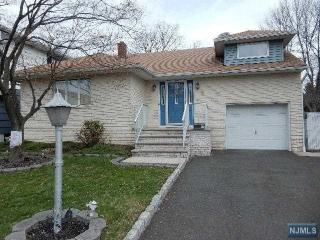 91 Avenue B, Lodi, NJ 07644-1837