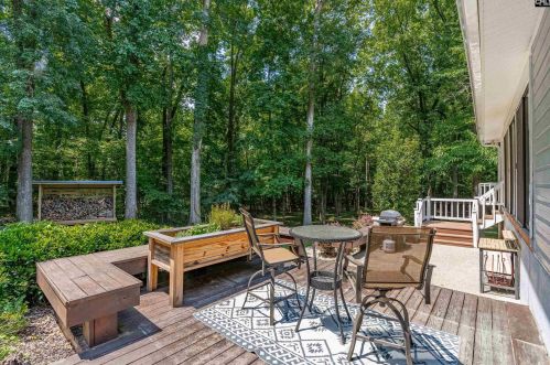323 Silver Wood Ln, Lexington, SC 29072-9560