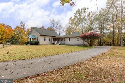14500 Woodslane Rd, Woodford, VA 22580-2924