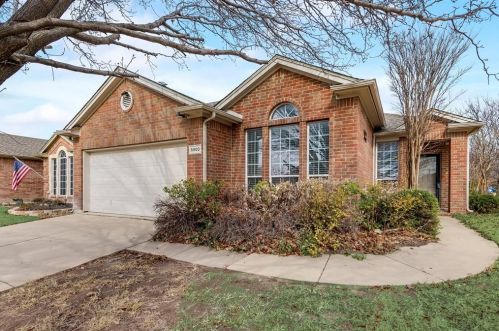 5900 Ozark Dr, Fort Worth TX  76131-4007 exterior