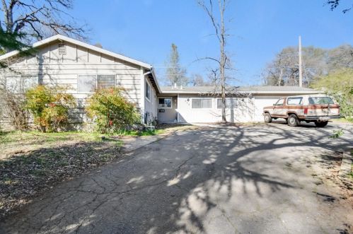 275 Carriage Ln, Auburn, CA 95603-3109